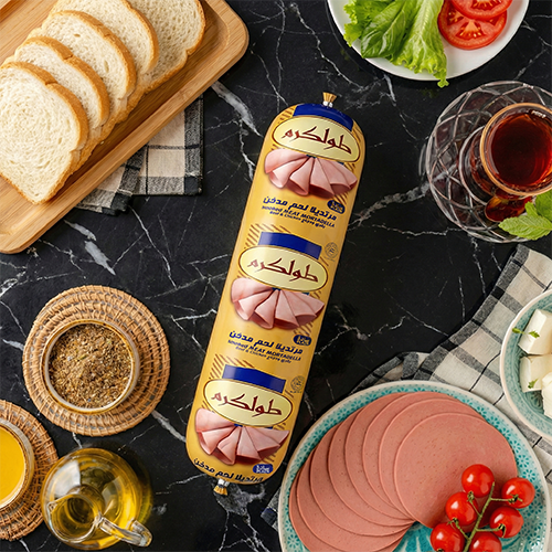 مرتديلا لحم مدخن سادة